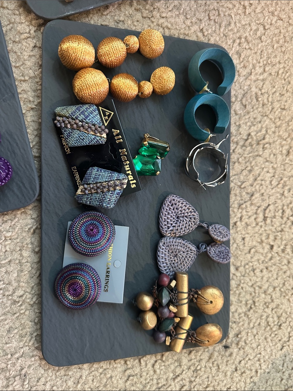 Assorted earrings/ring bundle set. - Picture 3 of 6
